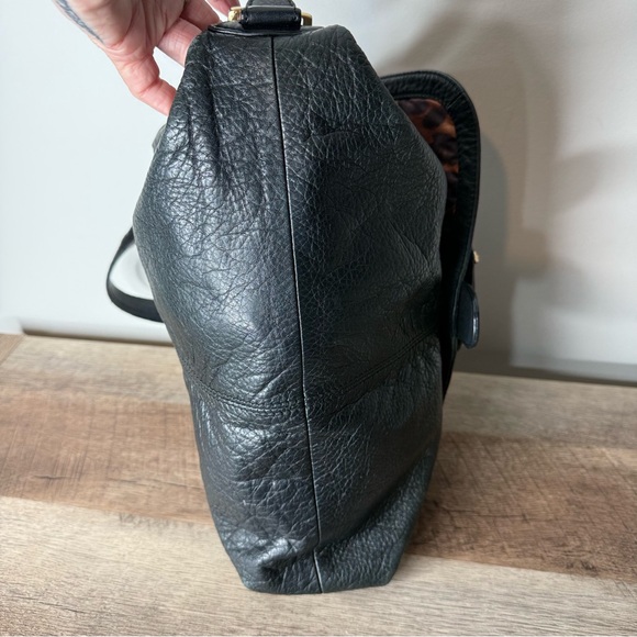 B. MAKOWSKY Black Leather Shoulder Bag Hobo Slouchy Chunky Magnetic Closure - Picture 7 of 16